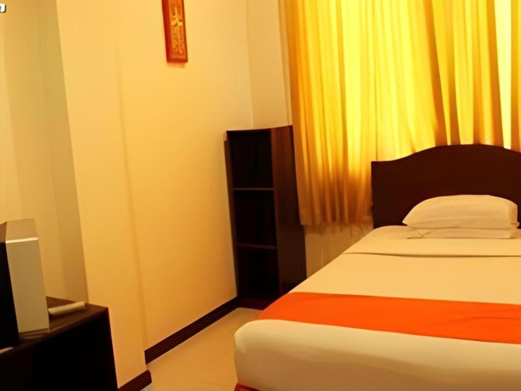 Hotel Dynasty Tarakan Exterior foto